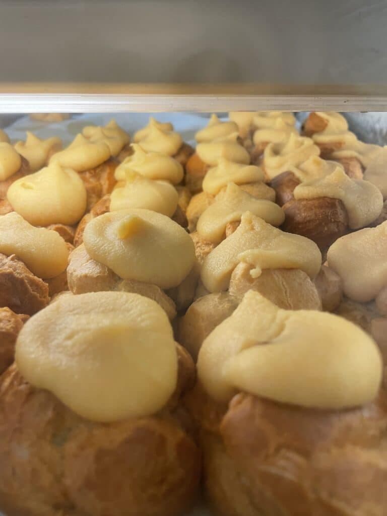 Liliha Bakery Chantilly Flavor Dessert hateii hawiia hawaii. hawaiii hawiaii hwaii hawaai hawall hawii hawwai hawwaii hawwii hiwaii haiwaii hawia hawwi 2562175059