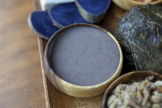 10 Traditional Hawaiian Foods You Must Try