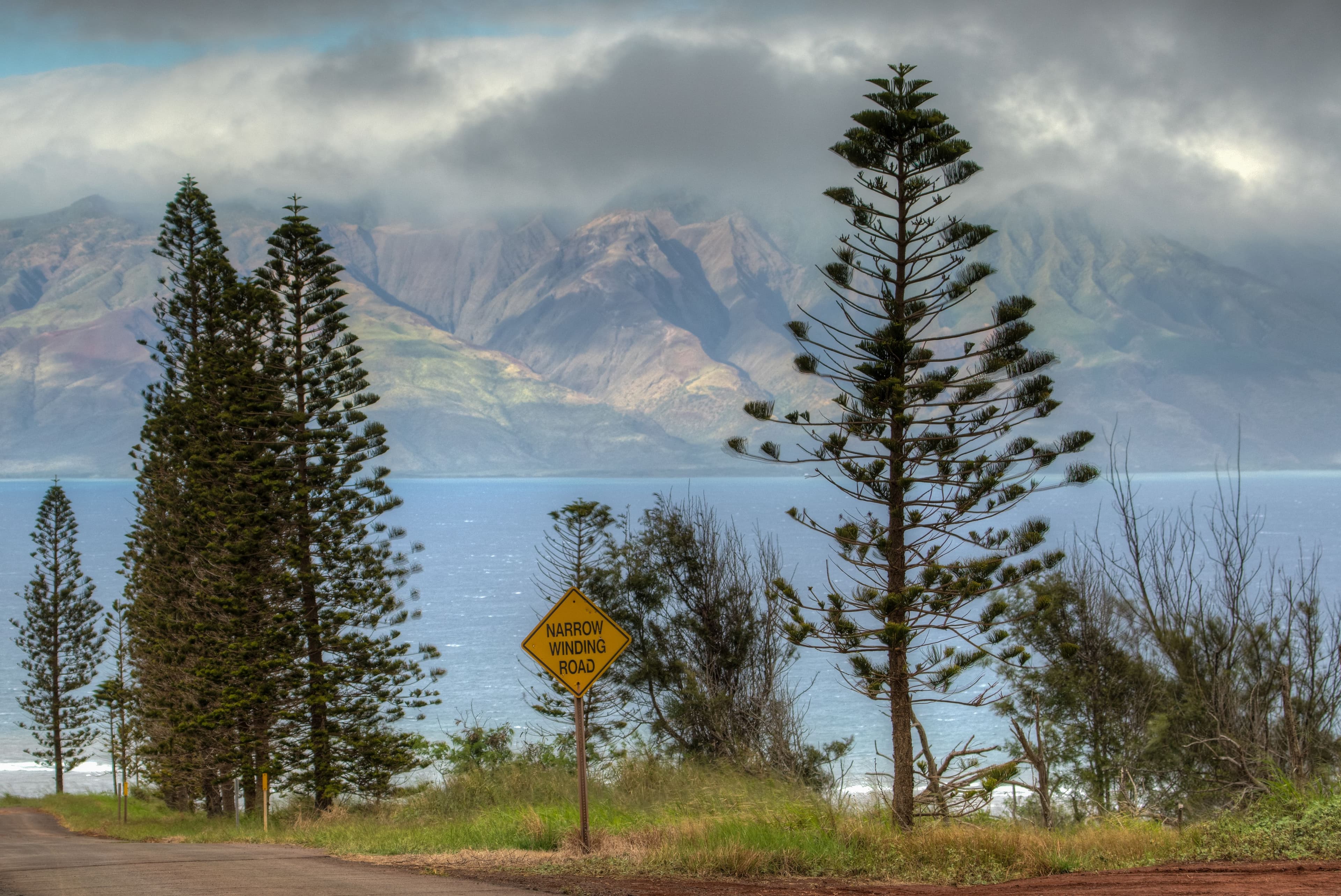 LĀNAʻI — THE PINEAPPLE ISLE