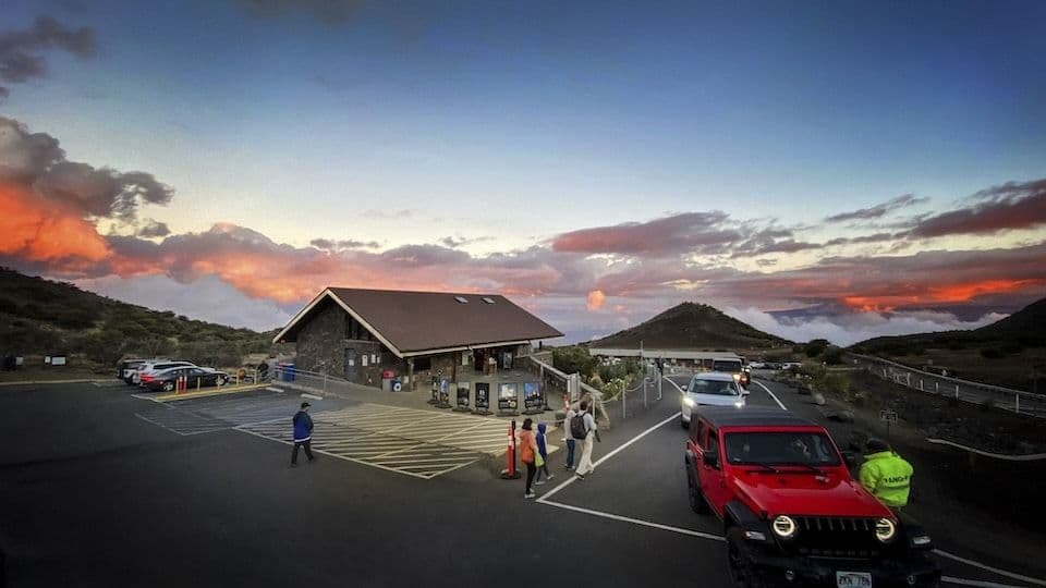 Mauna Kea Visitors Center at 9,200 ft. elevation. (Photo Credit: State of Hawai’i)