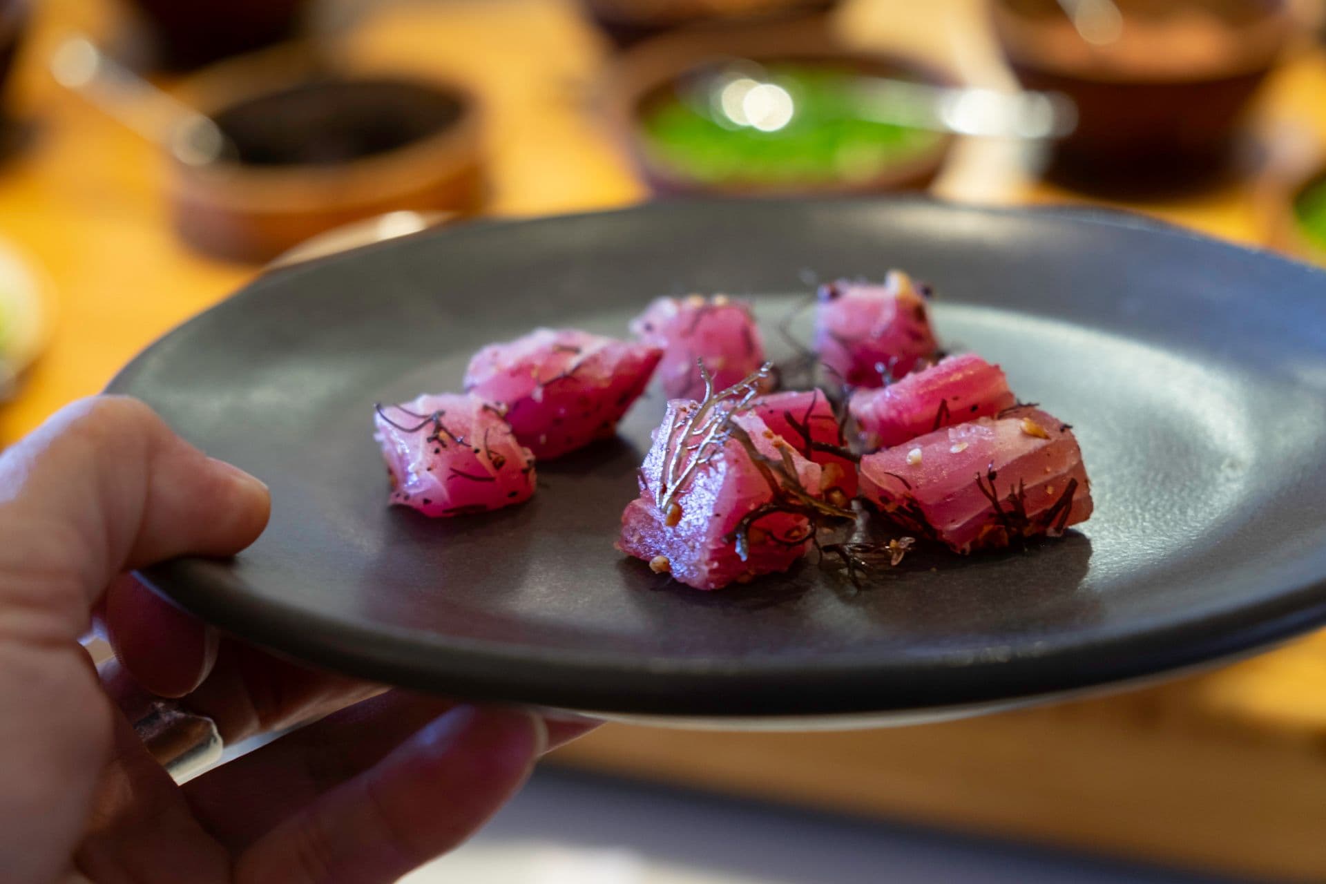 ʻAhi poke with limu and sea salt. Photo by Sarah Burchard.