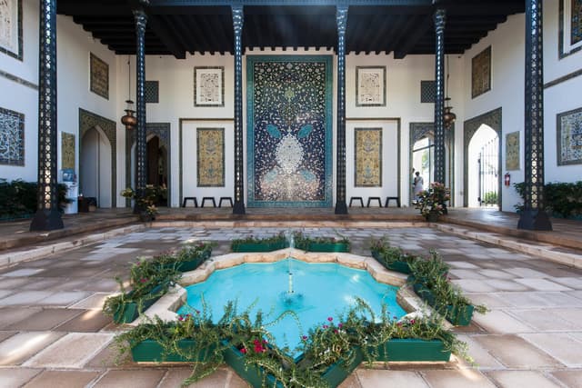 Shangri La: How to Visit Oʻahu’s Hidden Treasure