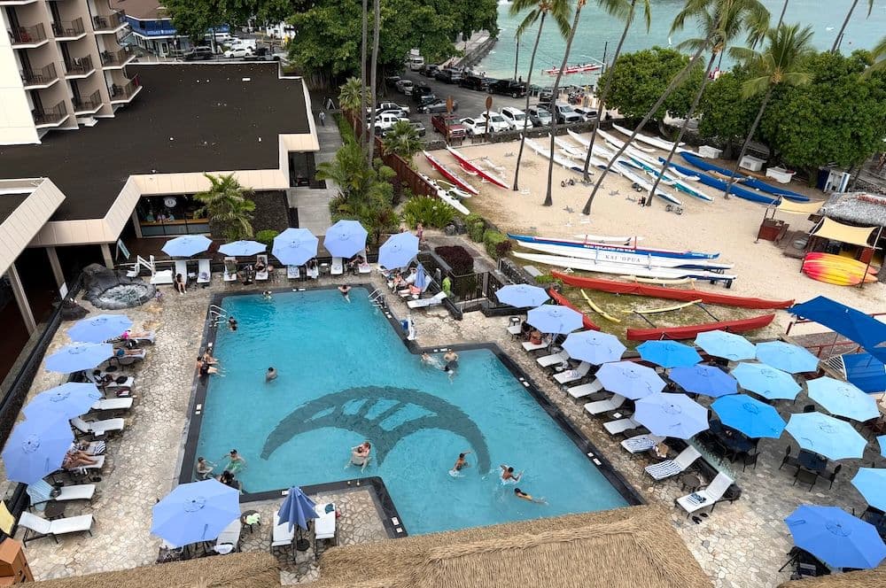 Where to Stay in Kailua-Kona: King Kamehameha’s Kona Beach Hotel Review