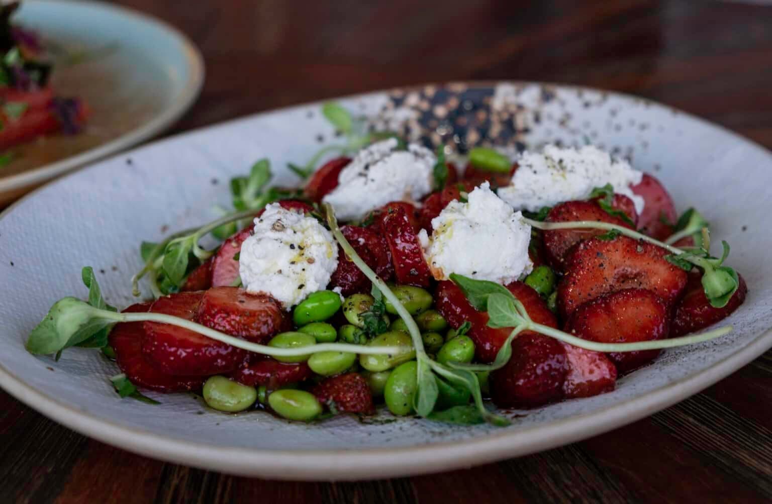 3 Must-Try Restaurants on Maui – Editor’s Picks