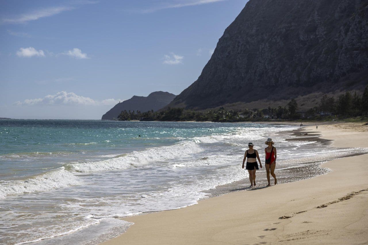 Waimānalo Beach. Photo by Marco Garcia.