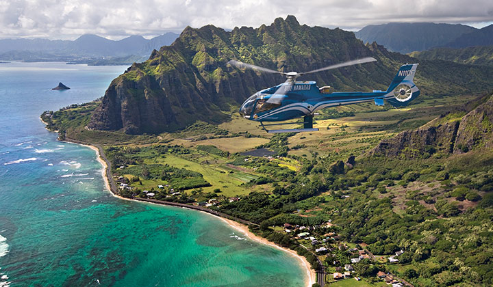 Photo courtesy of Blue Hawaiian Helicopters.