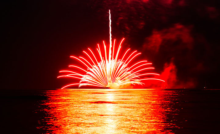 New Year's Eve in Hawaii Photo: adam_gulkis.