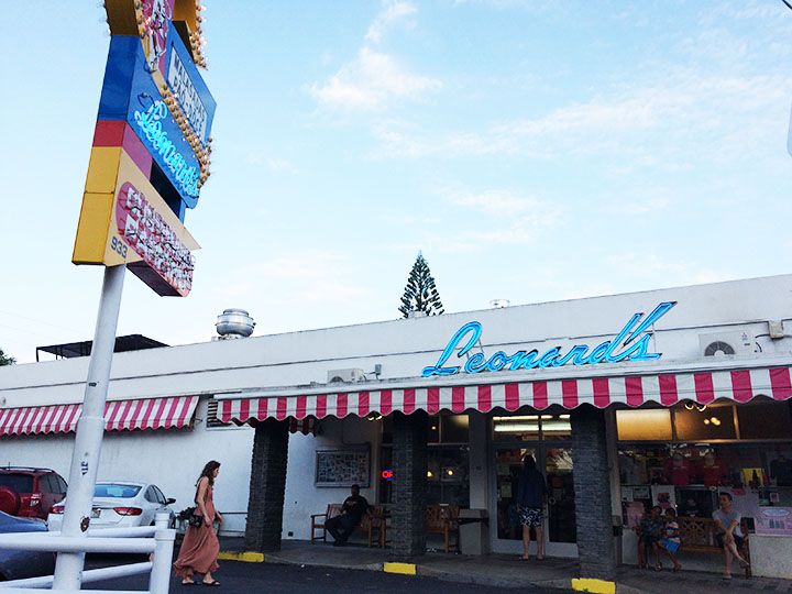 Image of Leonard's Bakery, Kapahulu, Honolulu, Hawaii.